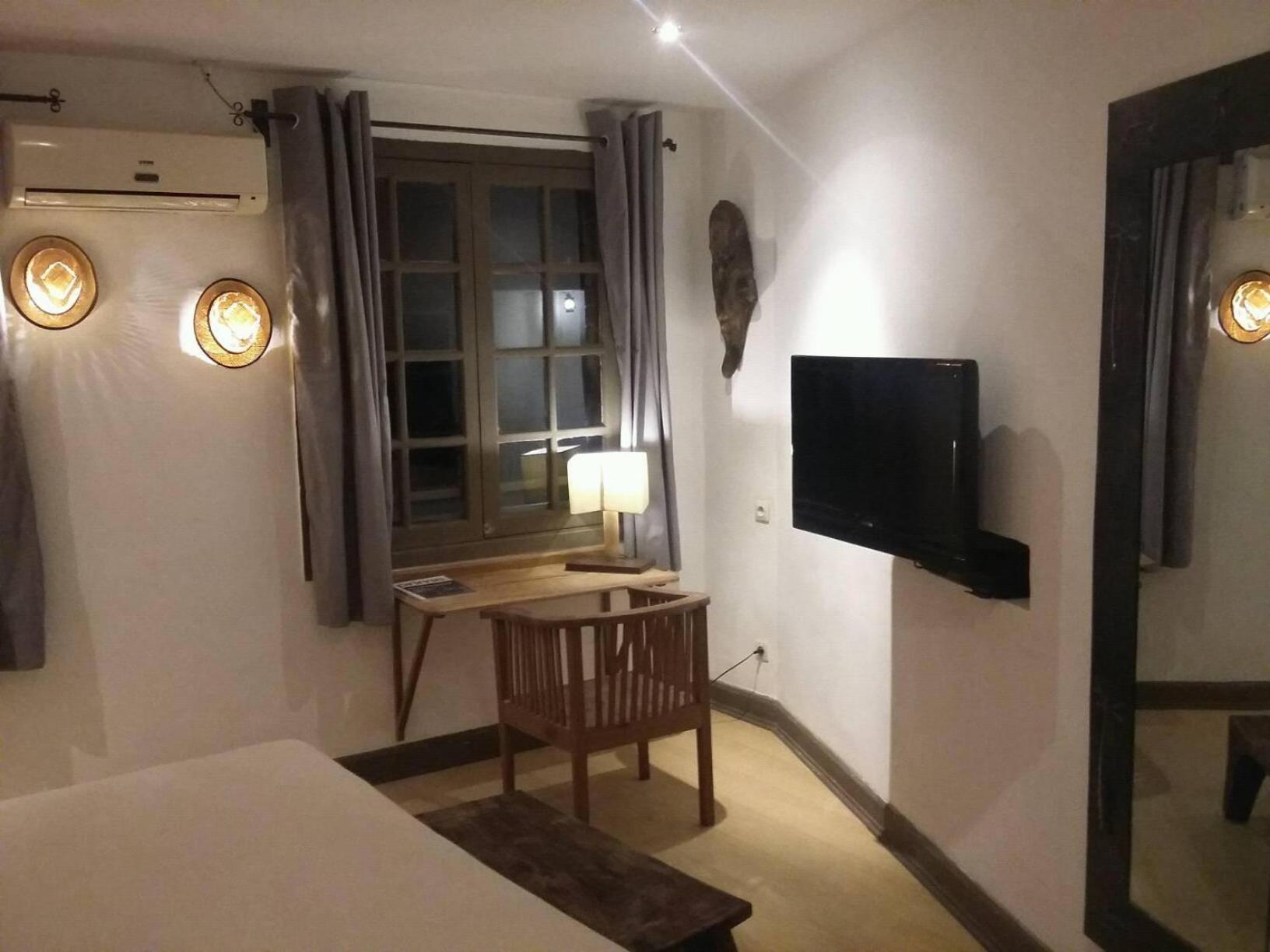 Hotel Restaurant La Ribaudiere Antananarivo Ruang foto