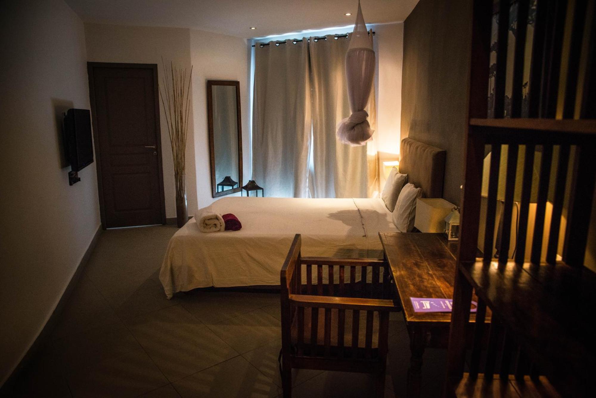 Hotel Restaurant La Ribaudiere Antananarivo Ruang foto